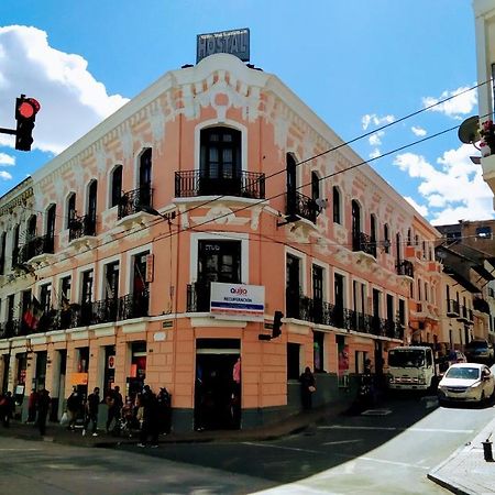 Hostal Latitud Ecuem Quito Exteriör bild