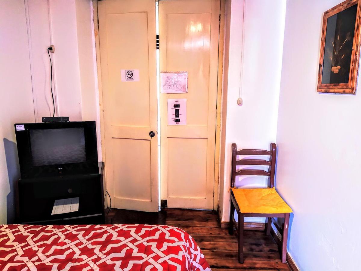 Hostal Latitud Ecuem Quito Exteriör bild