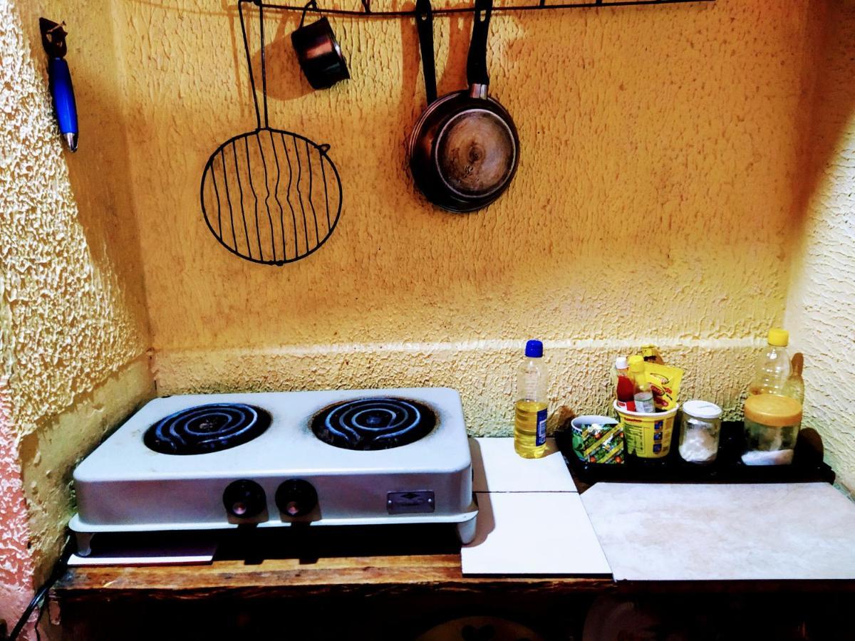 Hostal Latitud Ecuem Quito Exteriör bild