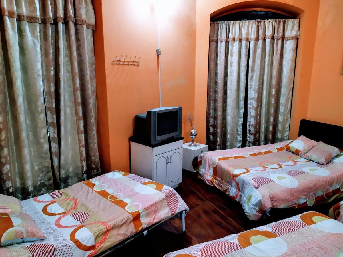 Hostal Latitud Ecuem Quito Exteriör bild