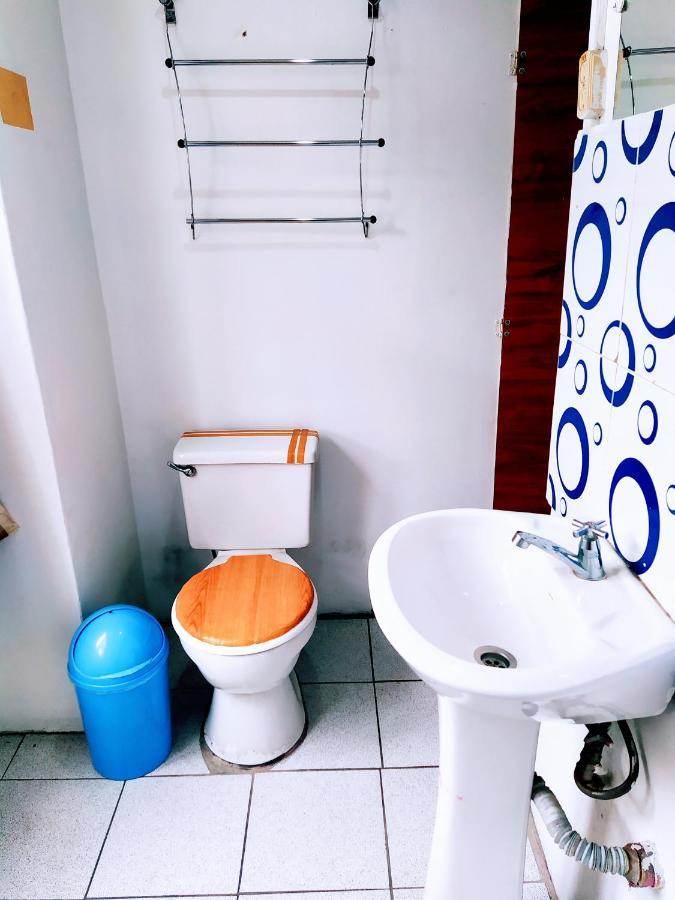 Hostal Latitud Ecuem Quito Exteriör bild