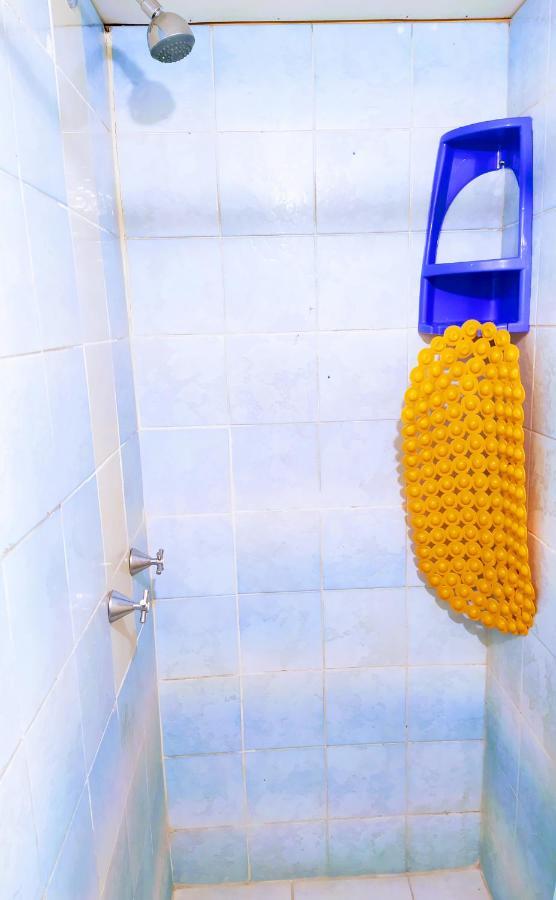 Hostal Latitud Ecuem Quito Exteriör bild